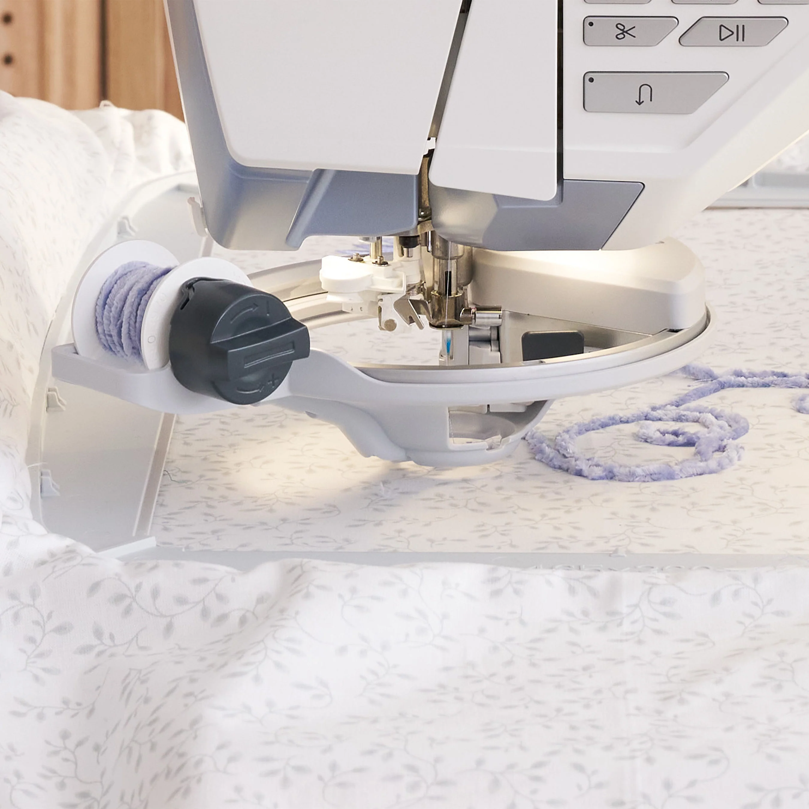 HUSQVARNA® VIKING® DESIGNER EPIC™ 3 Sewing & Embroidery Machine Nordic Frost Bundle - Image 3