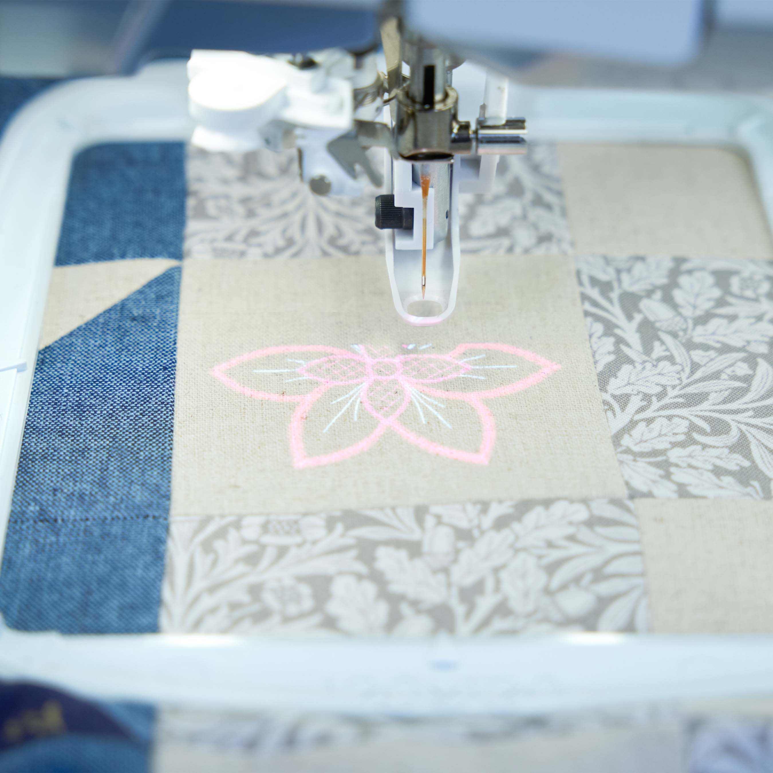 HUSQVARNA® VIKING® DESIGNER EPIC™ 3 Sewing & Embroidery Machine Nordic Frost Bundle - Image 5