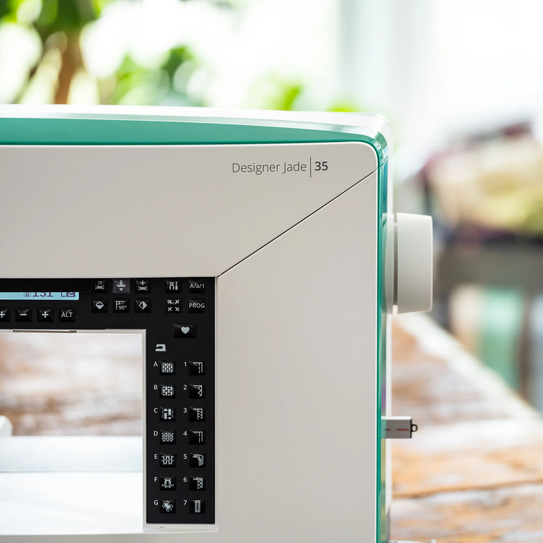 HUSQVARNA® VIKING® DESIGNER JADE™ 35 Sewing & Embroidery Machine - Image 8