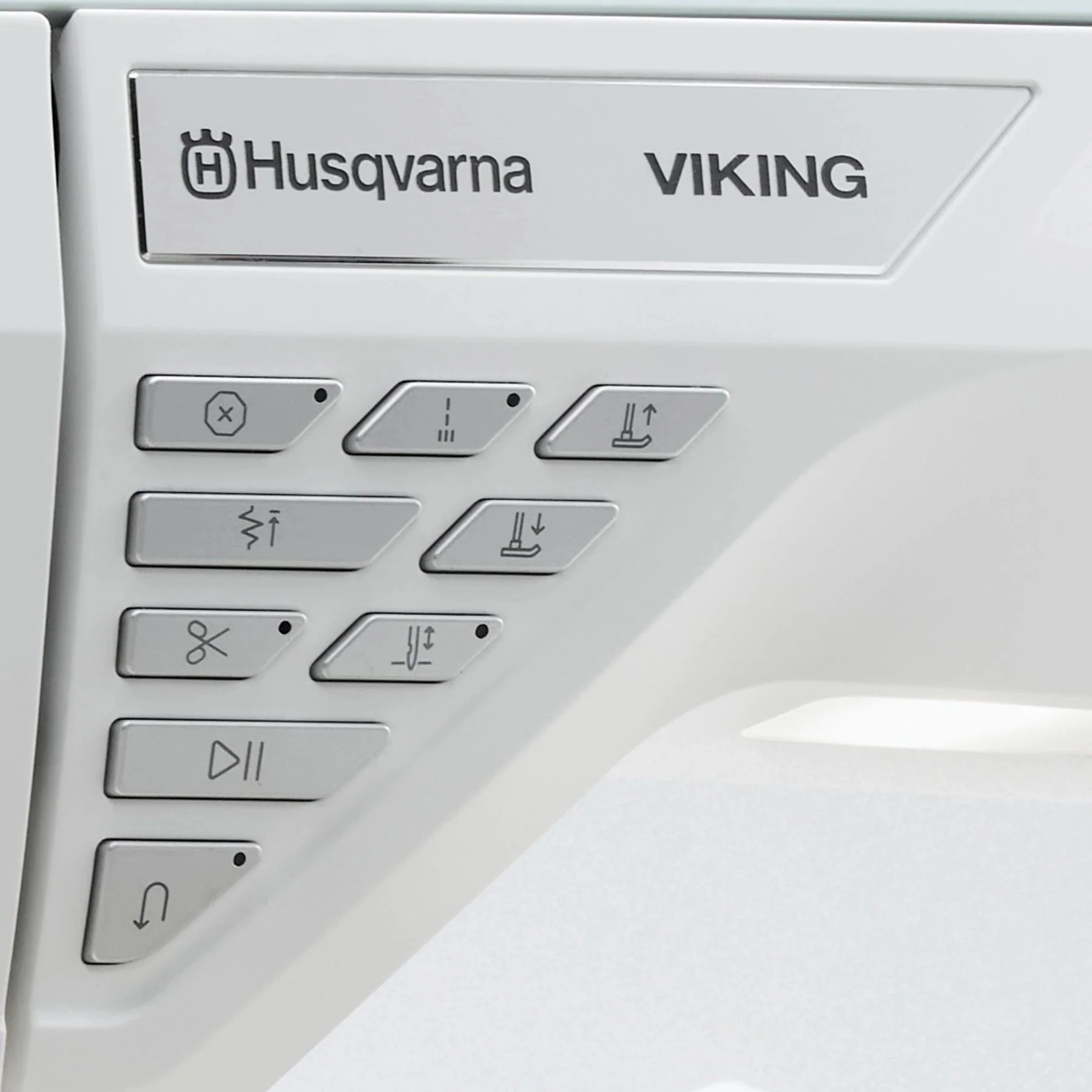 HUSQVARNA® VIKING® DESIGNER TOPAZ™ 65 Sewing & Embroidery Machine - Image 10