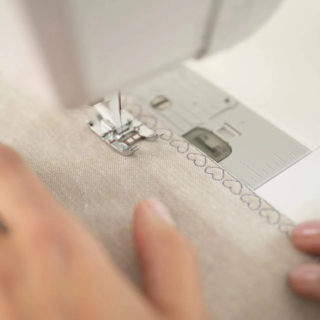 HUSQVARNA® VIKING® DESIGNER QUARTZ™ 29 Sewing & Embroidery Machine Bundle - Image 6