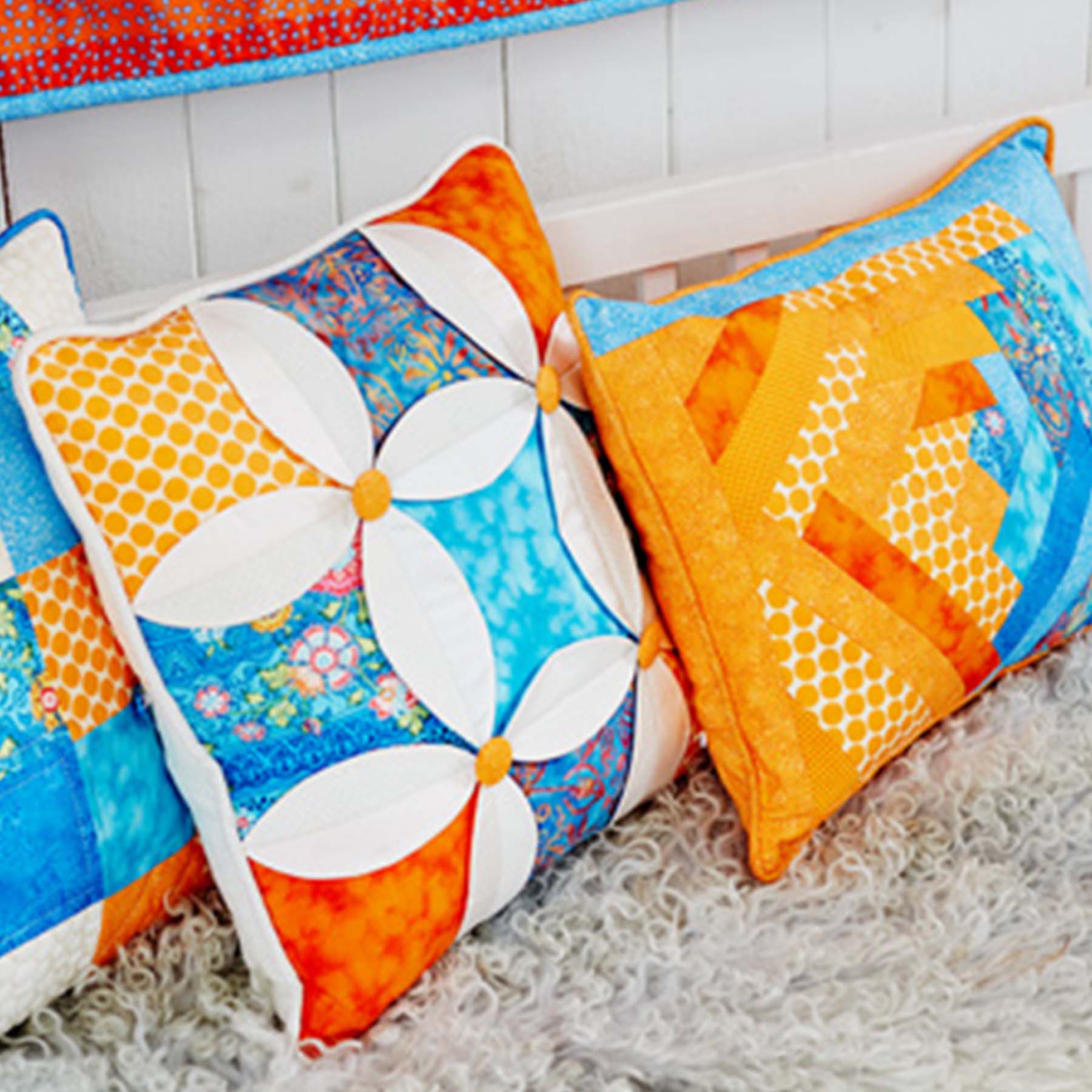 HUSQVARNA® VIKING® SAPPHIRE™ 930 Quilting Bundle - Image 6