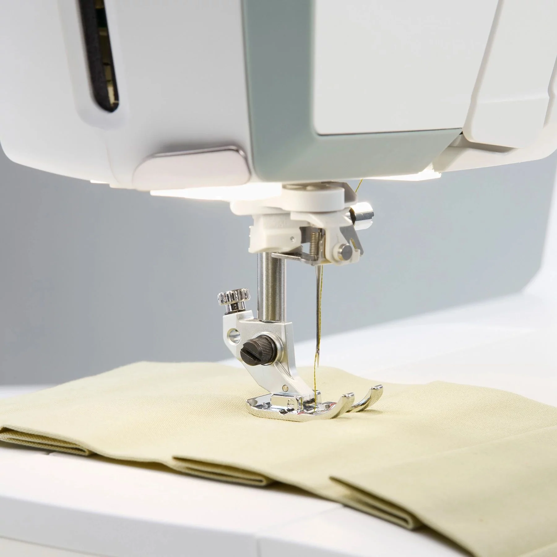 HUSQVARNA® VIKING® TOPAZ™ 55Q Sewing Machine Quilting Bundle - Image 12