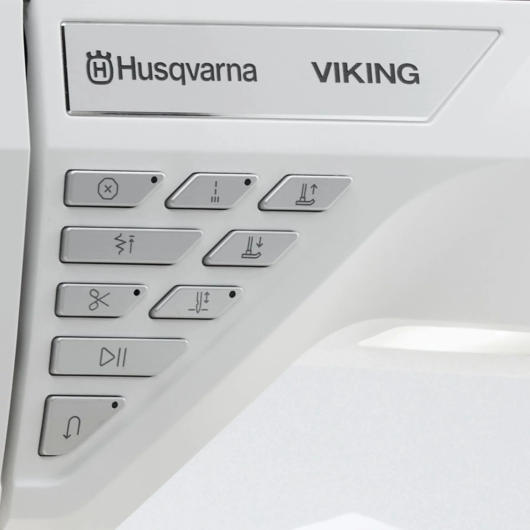 HUSQVARNA® VIKING® TOPAZ™ 55Q Sewing Machine Quilting Bundle - Image 6