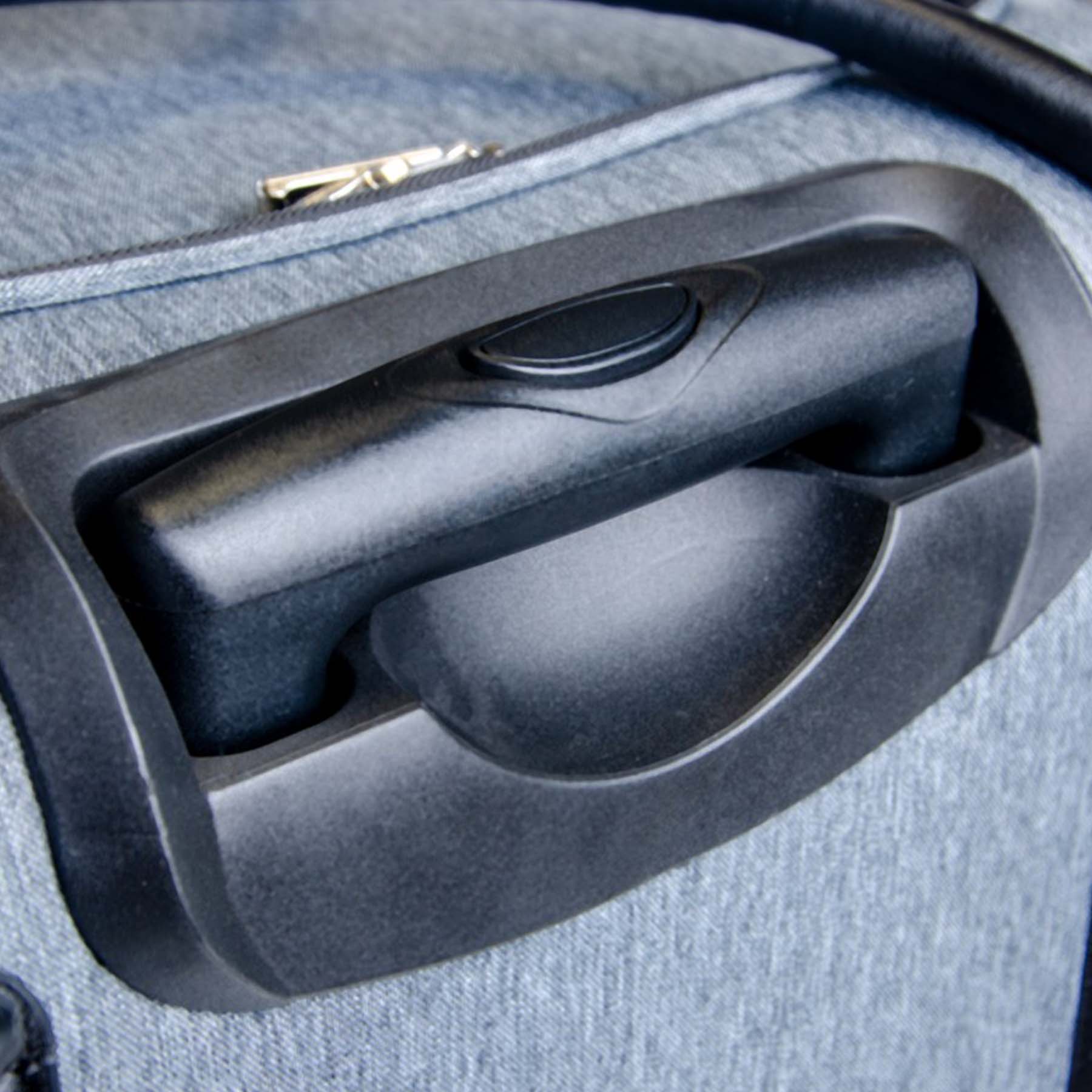 PFAFF® Luxe Roller Bag for admire™ air 7000 - Image 2