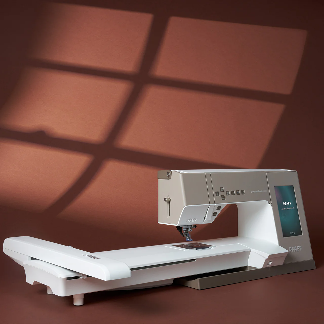 PFAFF® creative elevate™ 680 Embroidery Unit - Image 5