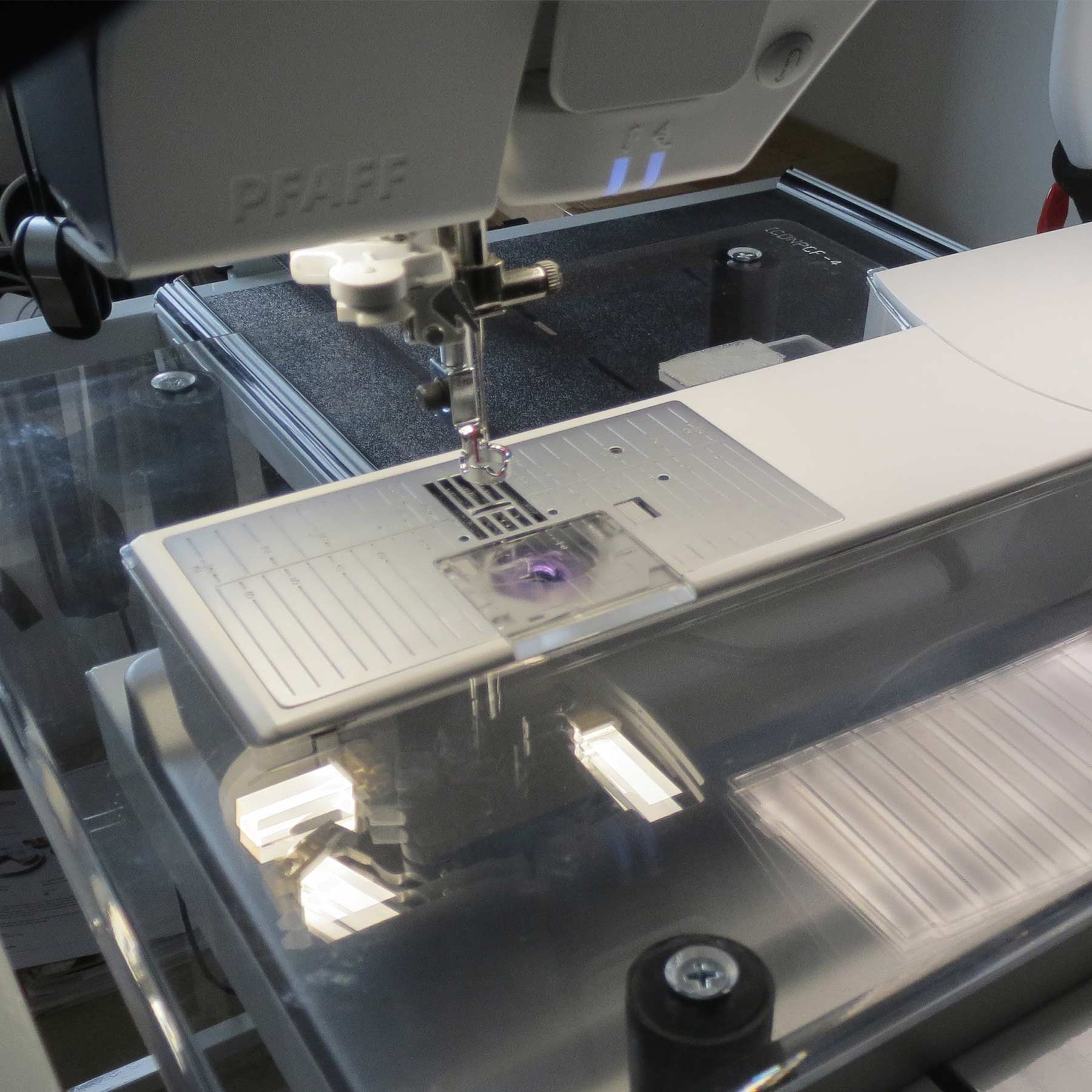 PFAFF® creative icon™ and performance icon™ Ruler Base - Image 2