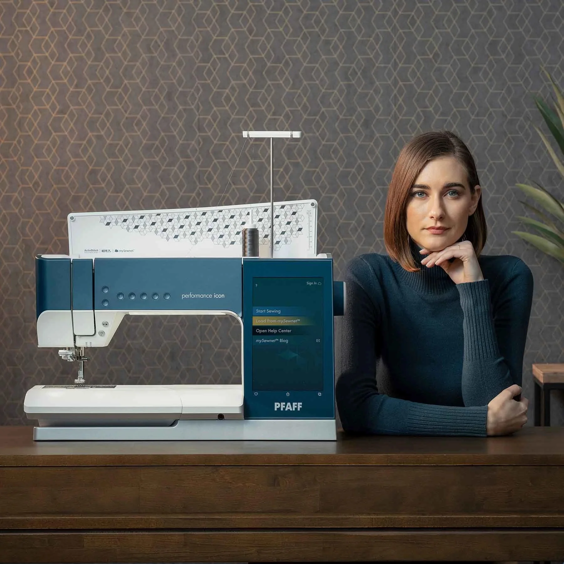 PFAFF® performance icon™ Sewing Machine Quilting Bundle - Image 10