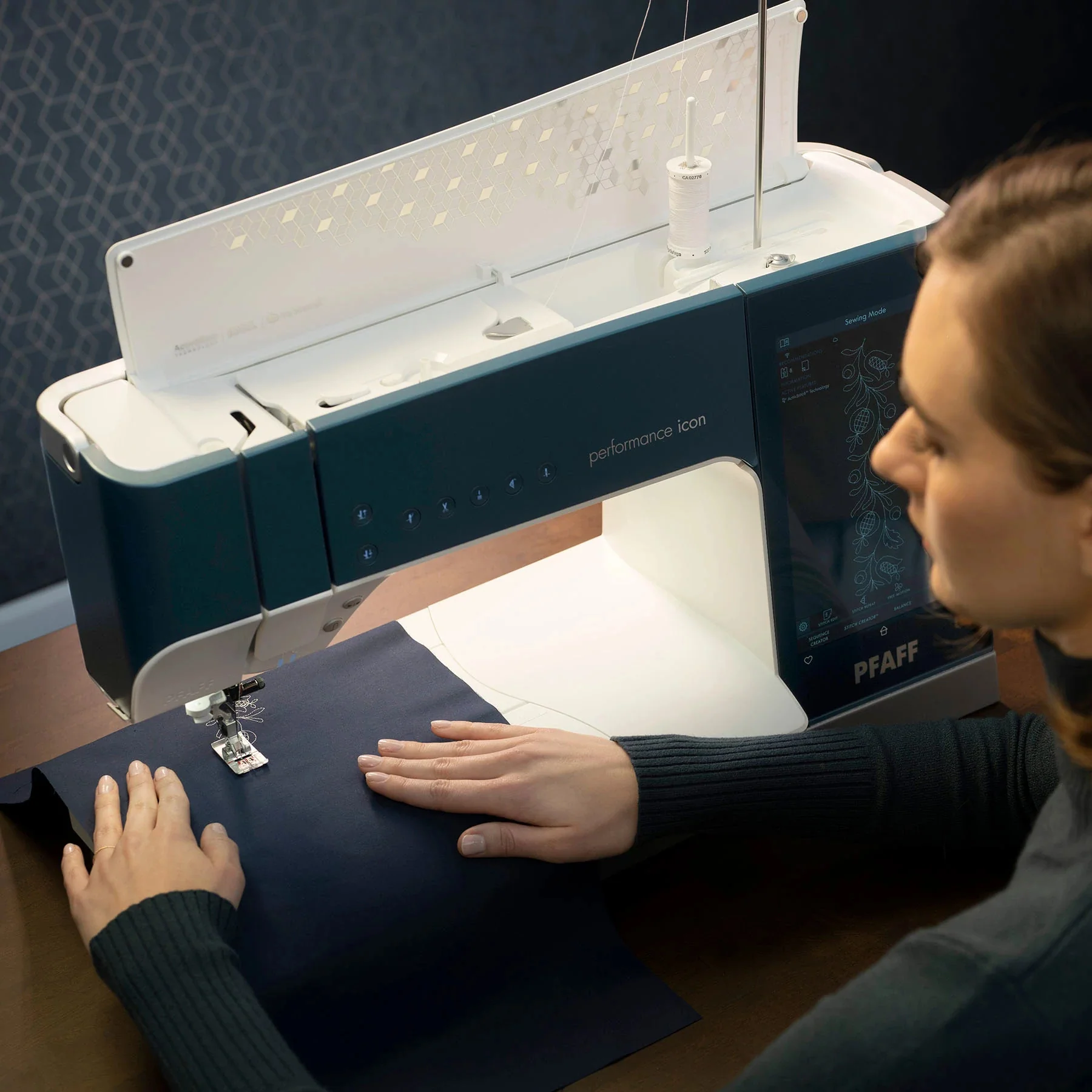 PFAFF® performance icon™ Sewing Machine Quilting Bundle - Image 4