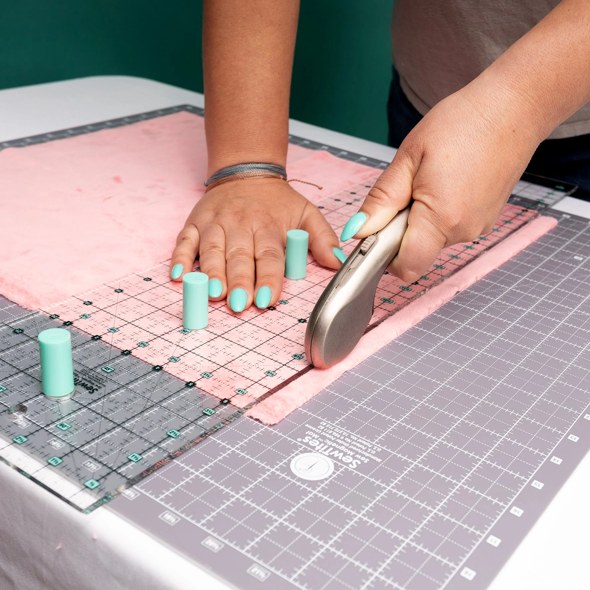 Sew Magnetic Cutting System - Original Kit by SewTites - Image 12