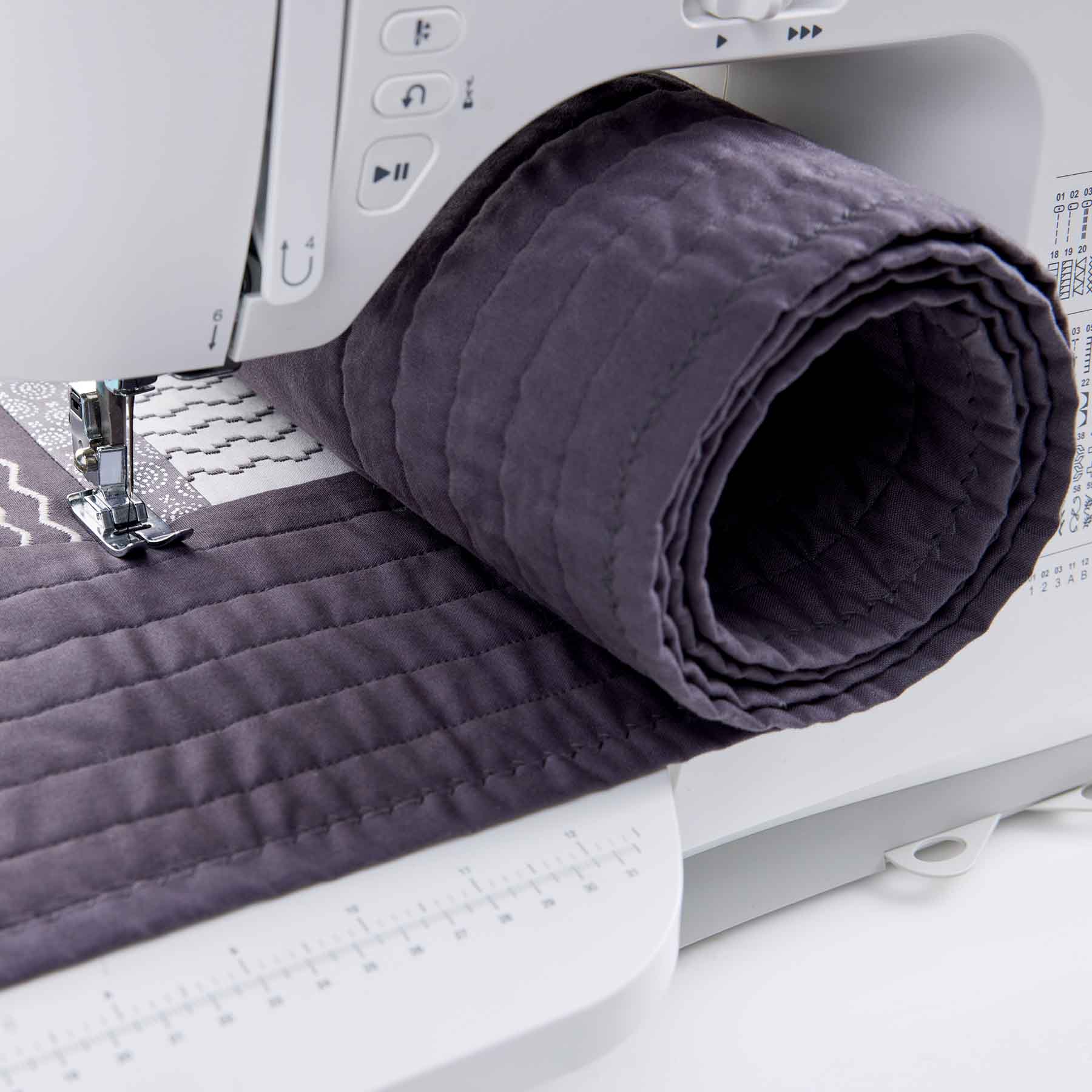 SINGER® C5980Q Patchwork Plus Sewing & Quilting Machine with Extension Table - Image 3