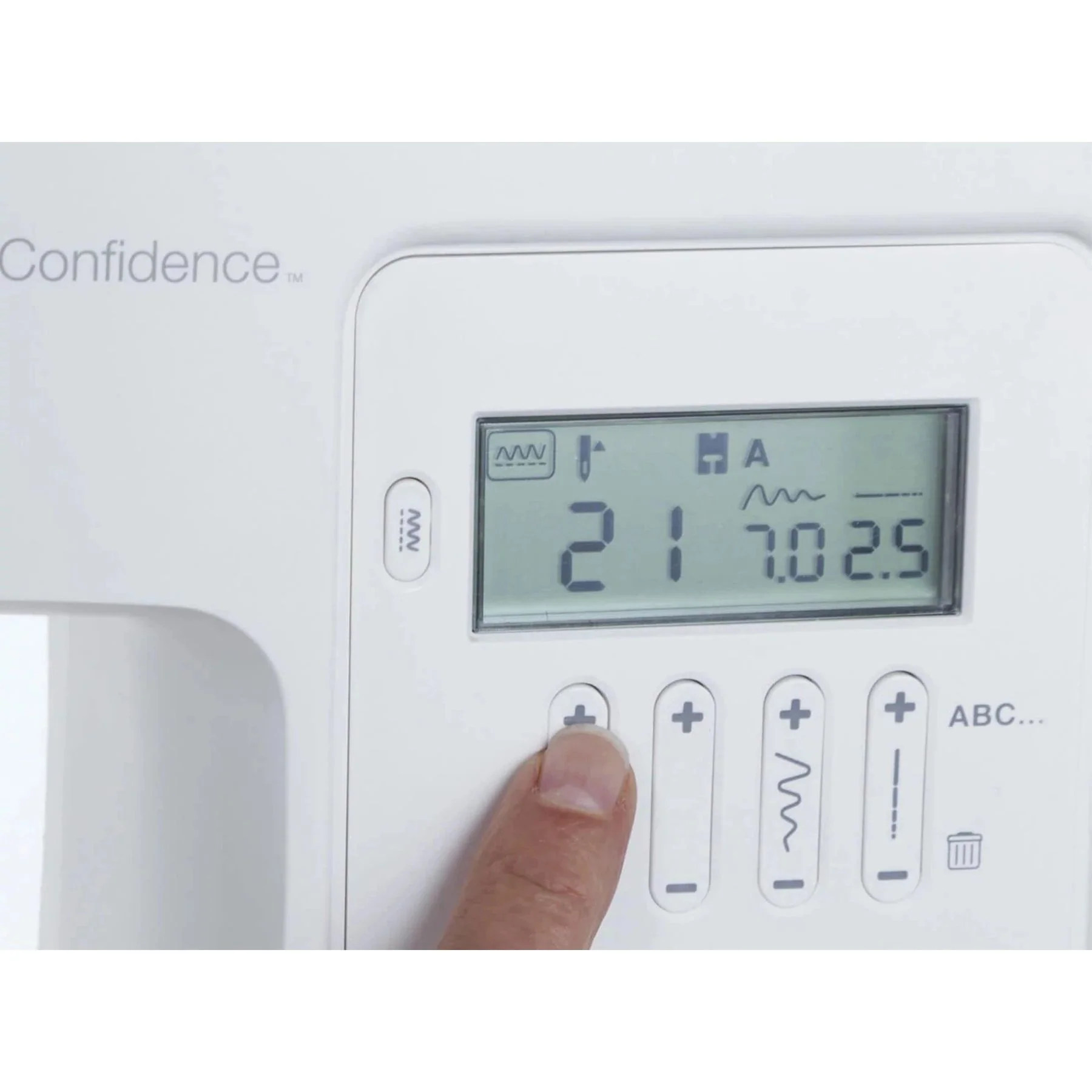 SINGER® Confidence™ 7640 Sewing Machine - Image 6