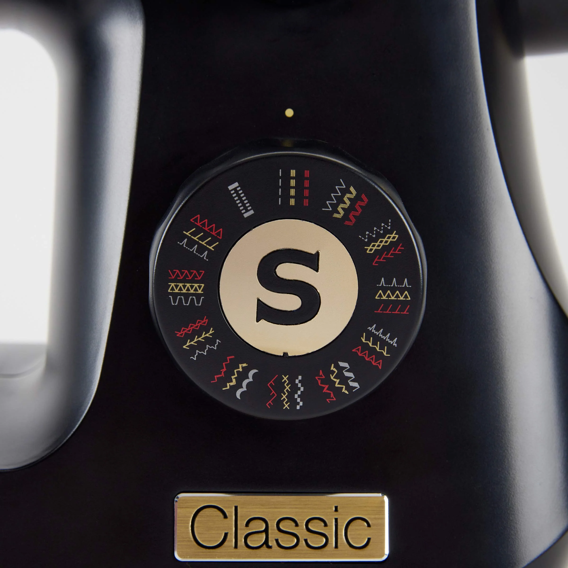 SINGER® Heavy Duty Classic Bundle - Image 8