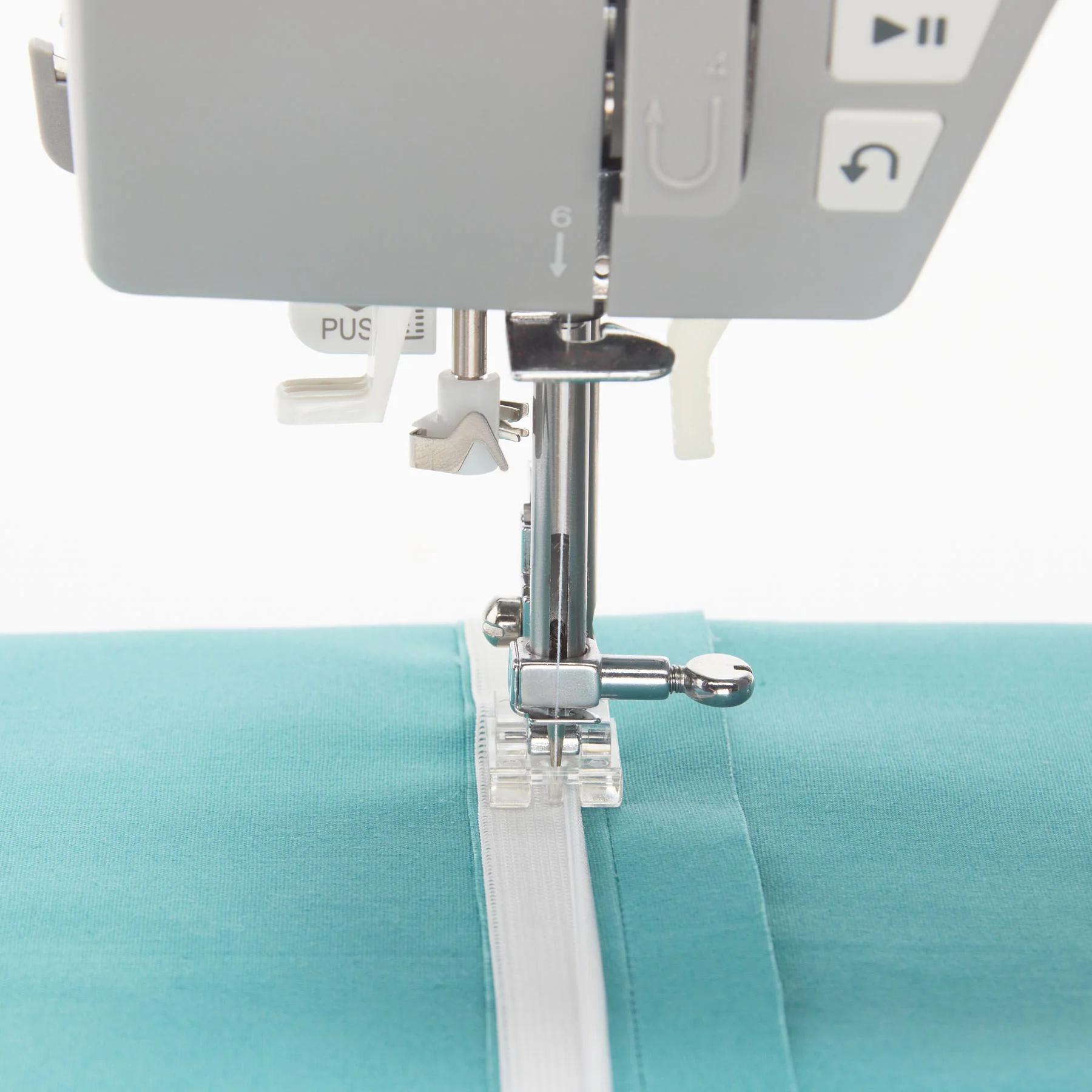 SINGER® Invisible Zipper Foot