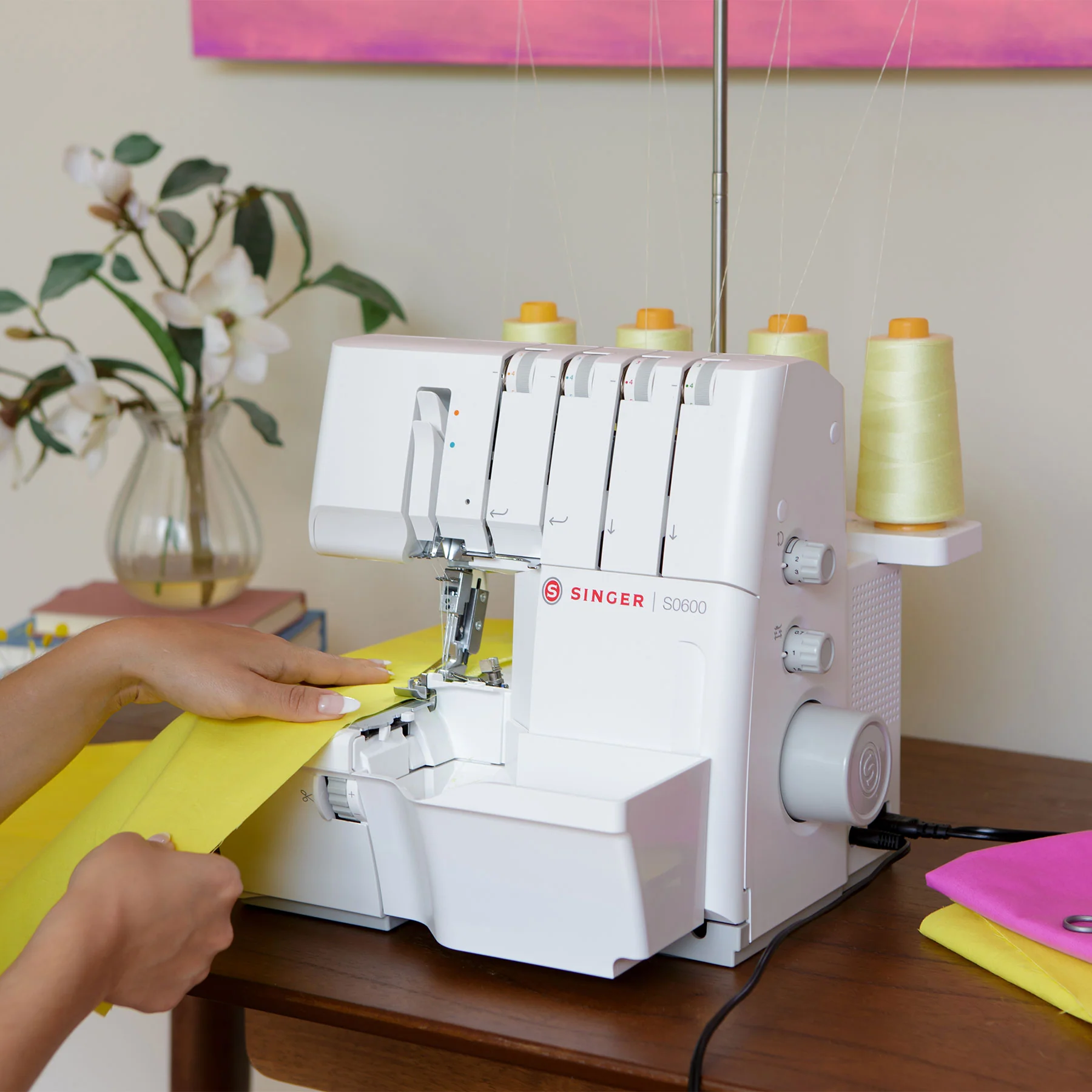SINGER® S0600 Serger - Image 2