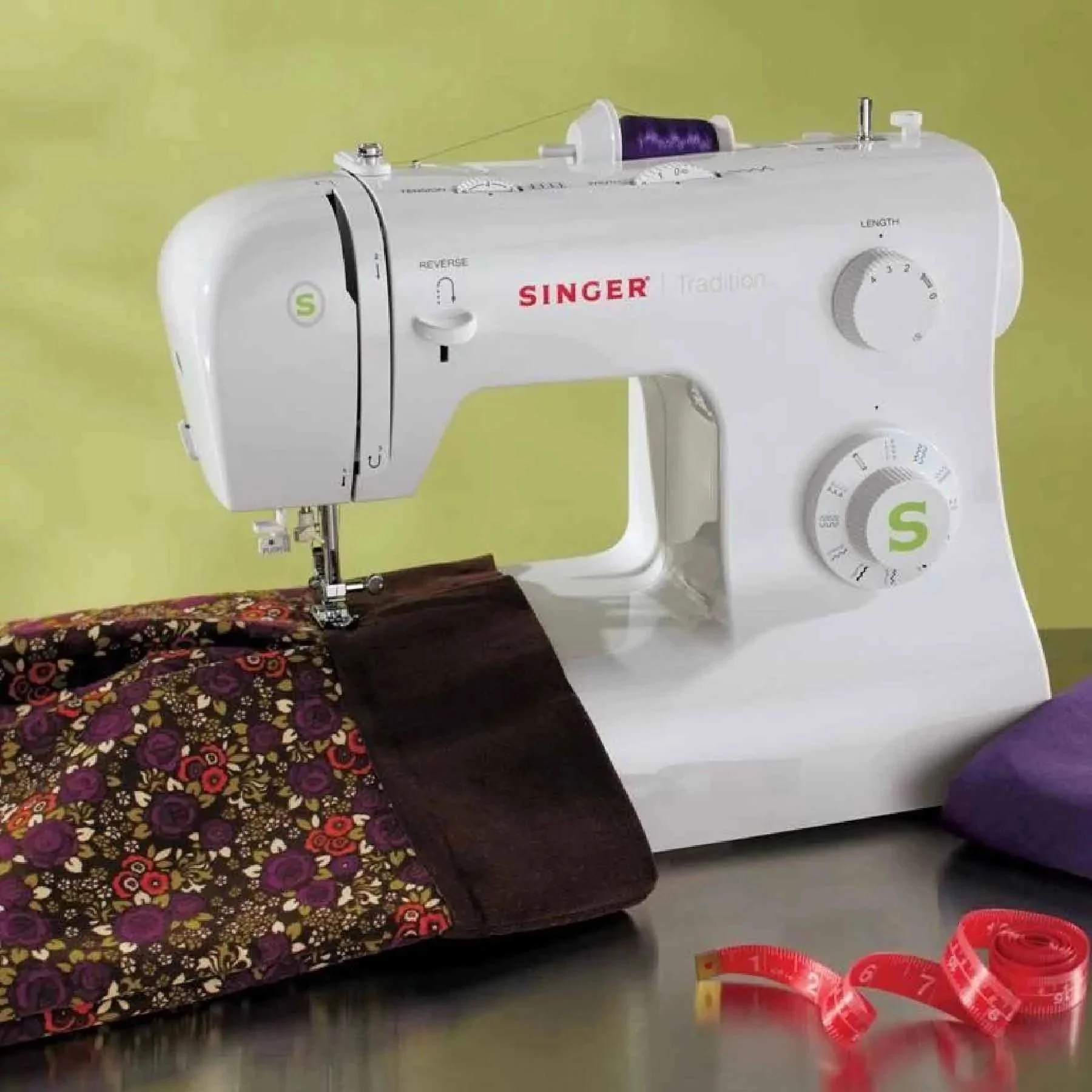 SINGER® Tradition 2277 Sewing Machine - Image 2