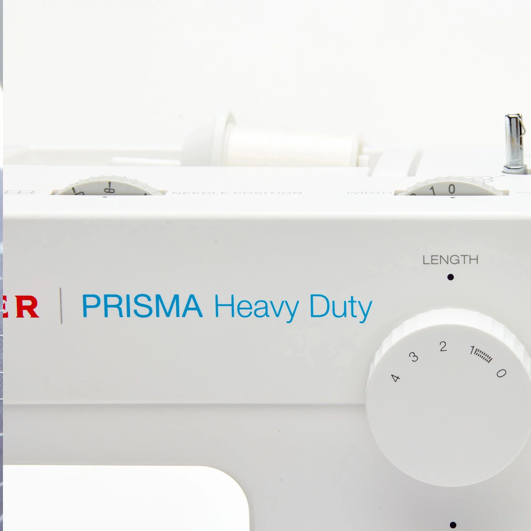 The SINGER® Portable & Stylish Sewing Bundle - Image 5